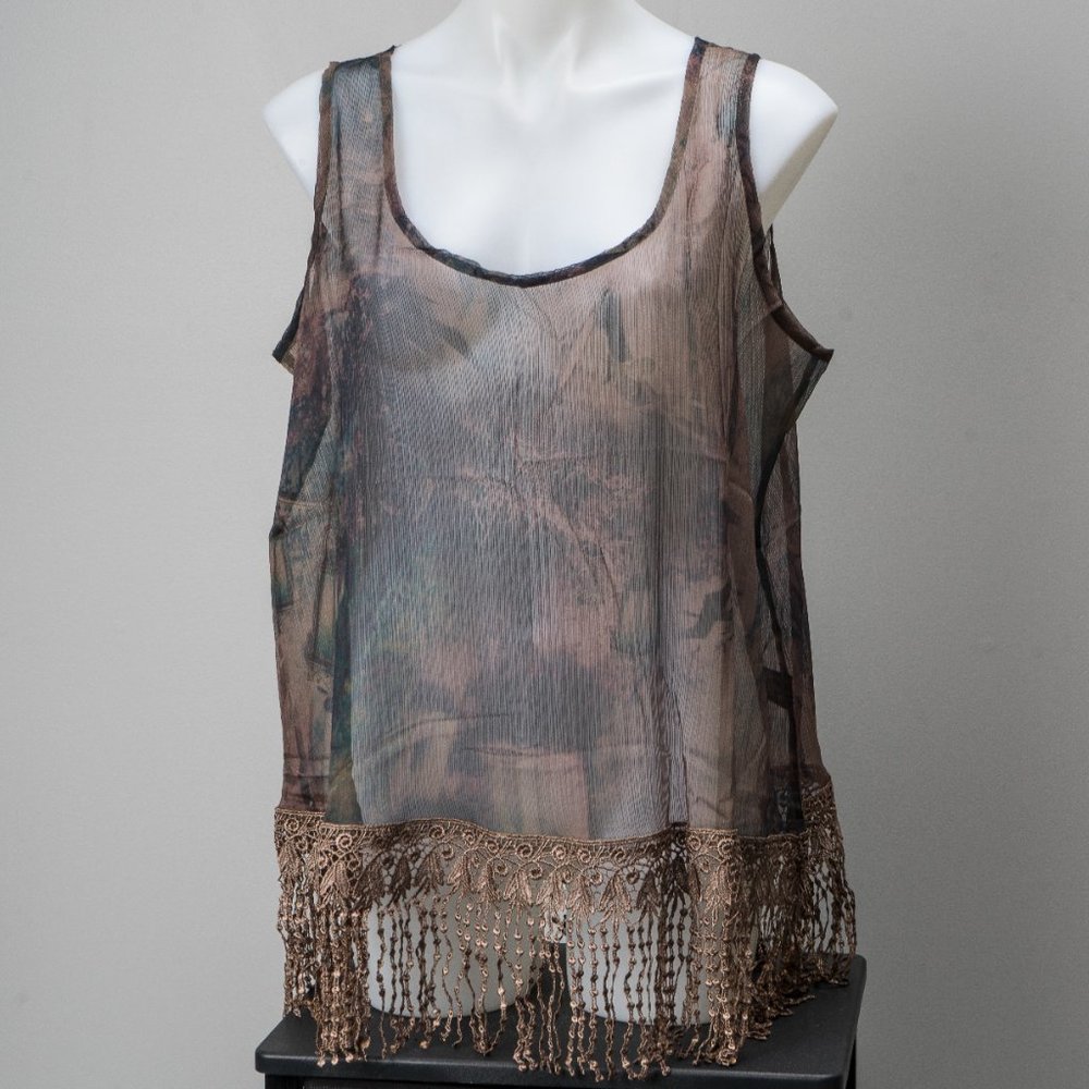 NWT Silk blend fringe  tank. -L